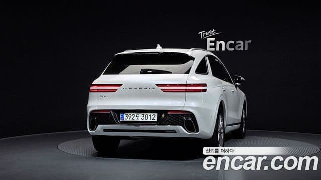 Genesis GV70, 2024 4