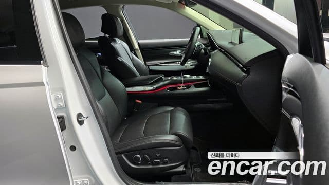 Genesis GV70, 2024 10