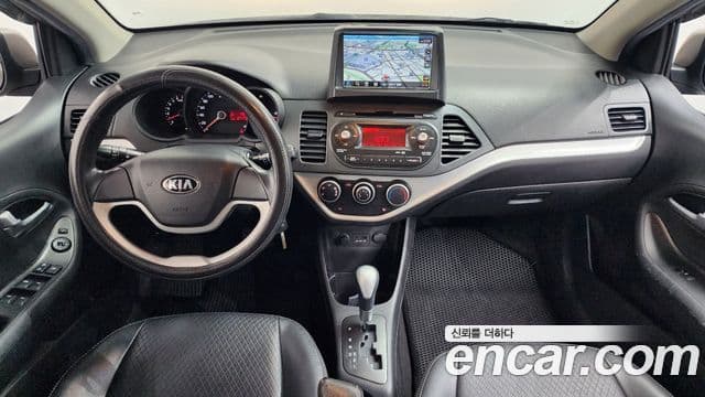 Kia All New Morning Deluxe Trendy, 2014 7