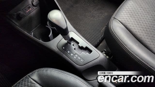 Kia All New Morning Deluxe Trendy, 2014 9