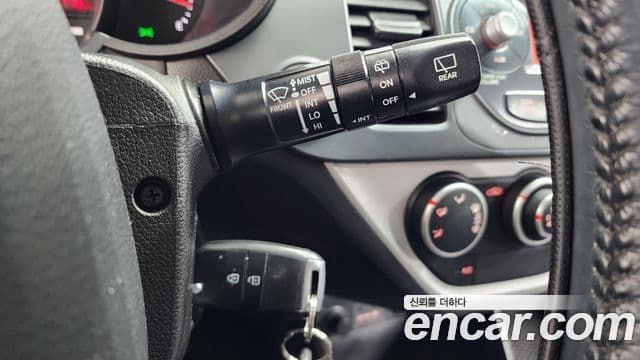 Kia All New Morning Deluxe Trendy, 2014 19