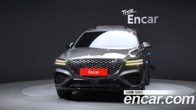 Genesis GV70, 2022 3