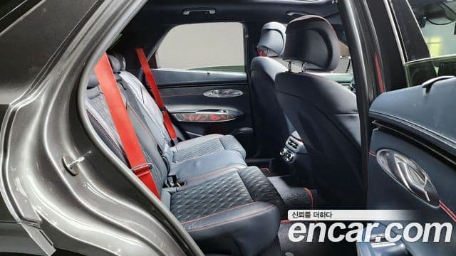 Genesis GV70, 2022 12