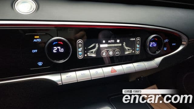 Genesis GV70, 2022 16