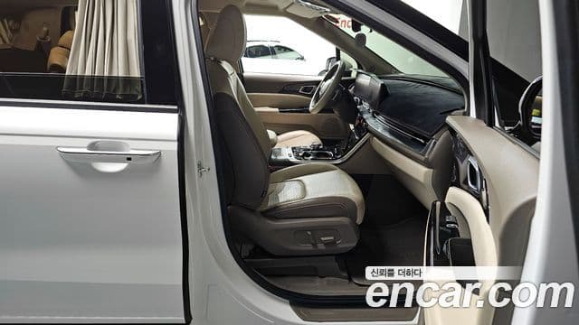 Kia Carnival 4세대 Signature, 2023 11