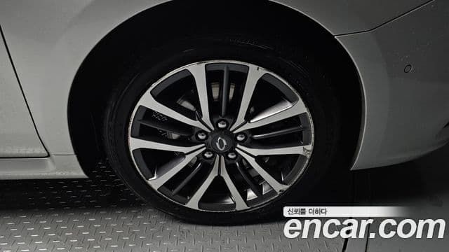 Renault Korea(Samsung) SM7 Nova 2.5 V6, 2017 все фото