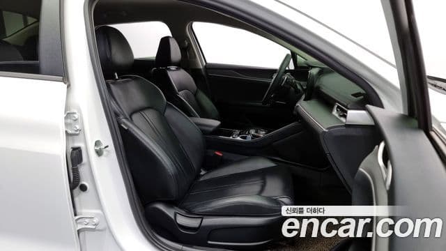 Kia K5 3세대 Trendy, 2021 11