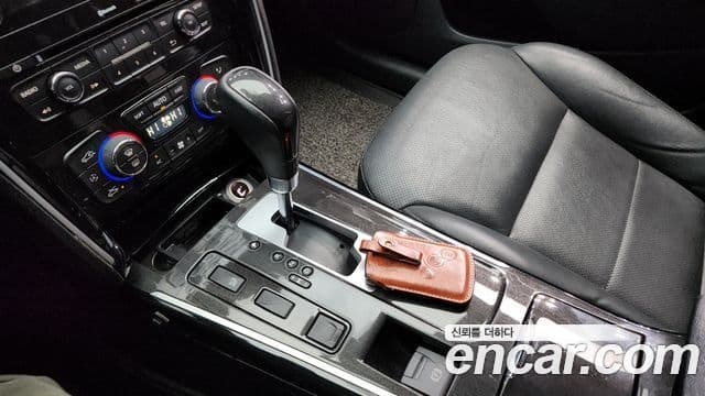 Renault Korea(Samsung) SM7 Nova LPLI 2.0 LPe для людей с инвалидностью, 2017 9