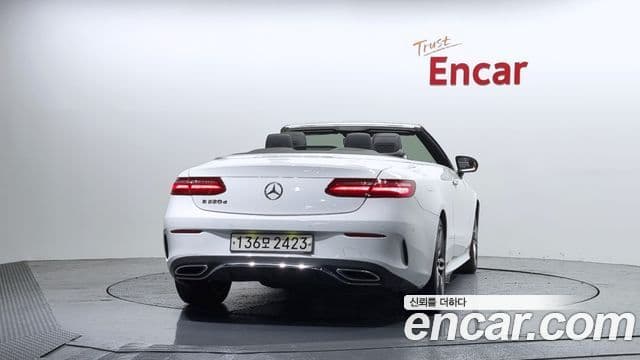 Mercedes-Benz E-класс W213 E220d кабриолет, 2018 4