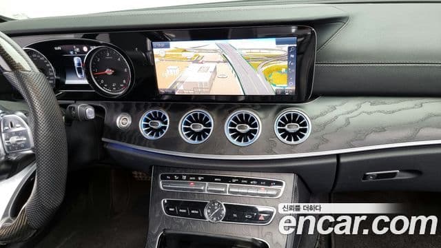 Mercedes-Benz E-класс W213 E220d кабриолет, 2018 14