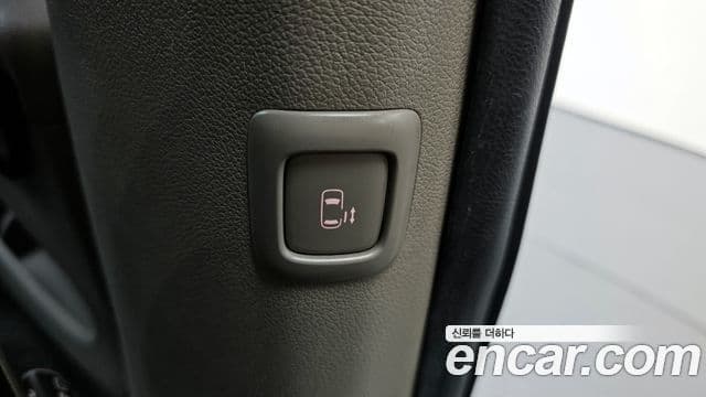 Kia All New Carnival Prestige, 2018 19