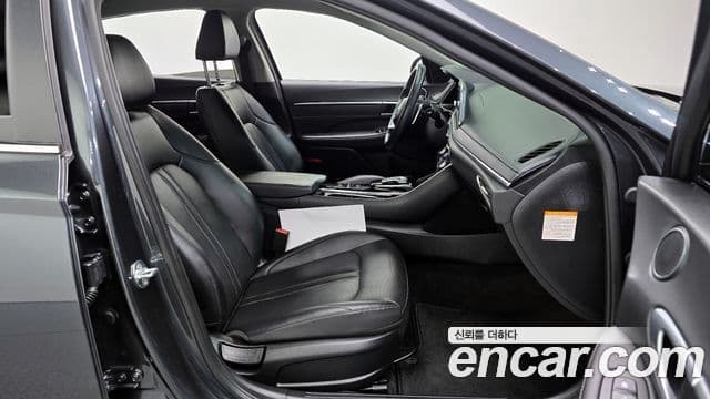 Hyundai Sonata гибрид (DN8) Premium Plus, 2022 10