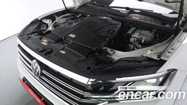 Volkswagen Touareg 3세대 Premium, 2023 6