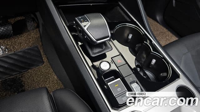 Volkswagen Touareg 3세대 Premium, 2023 9