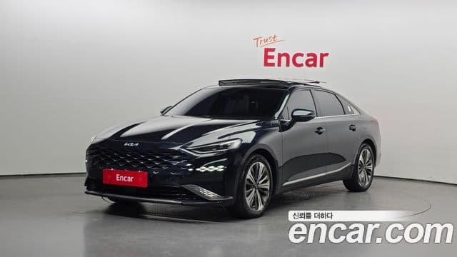 Kia K8 гибрид Signature, 2022 1
