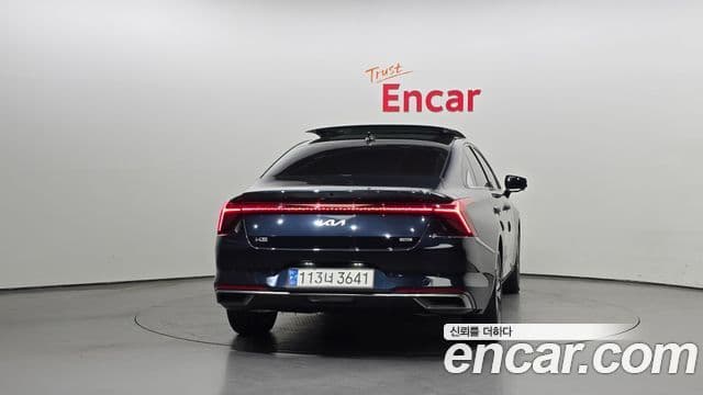 Kia K8 гибрид Signature, 2022 4