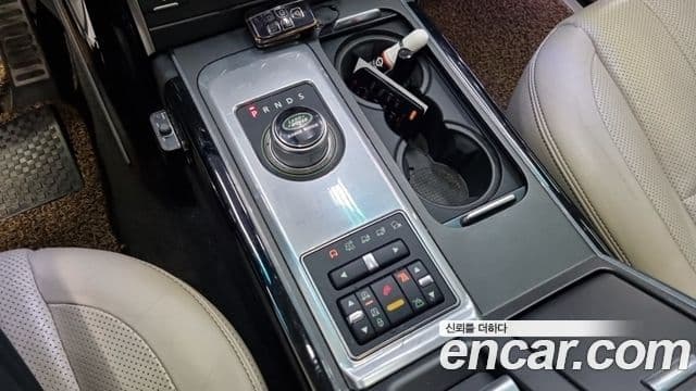 Land Rover Range Rover 4.4 TDV8 Vogue, 2011 9