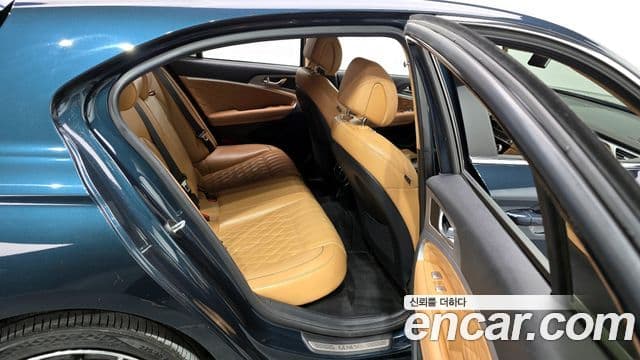 Genesis The / новый New G70 슈팅브레이크, 2023 12