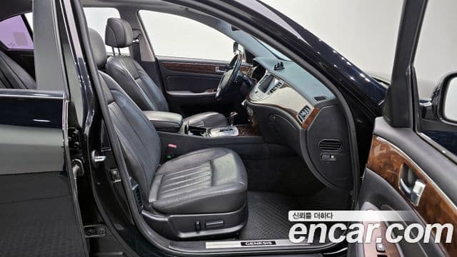 Hyundai Genesis Prime Pack, 2010 10