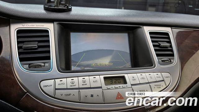 Hyundai Genesis Prime Pack, 2010 16