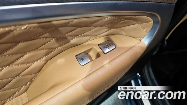 Genesis The / новый New G70 슈팅브레이크, 2023 19