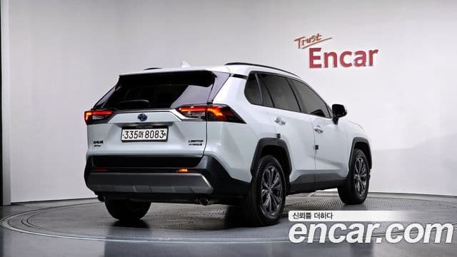 Toyota RAV4 5세대 2.5 4WD гибрид LTD, 2024 2