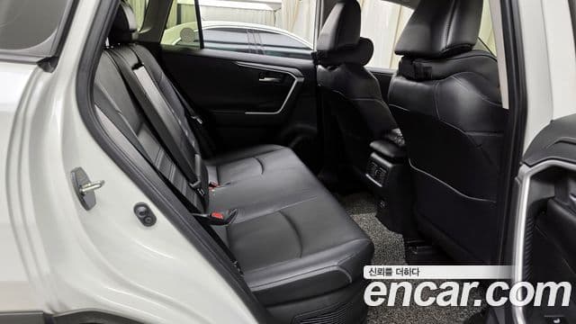 Toyota RAV4 5세대 2.5 4WD гибрид LTD, 2024 12