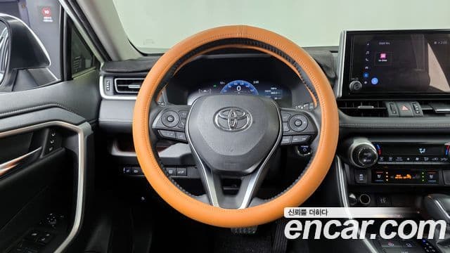 Toyota RAV4 5세대 2.5 4WD гибрид LTD, 2024 13
