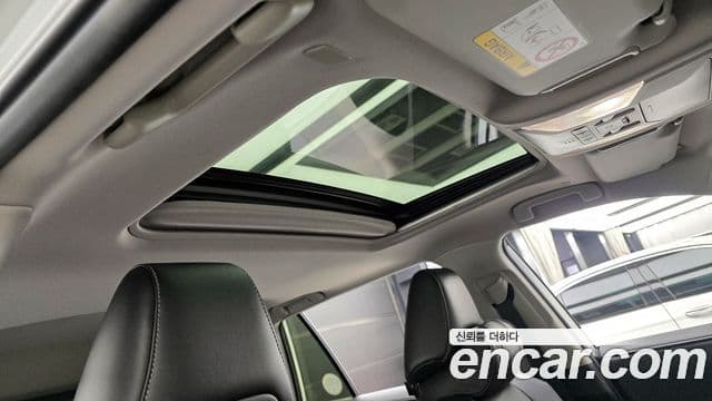 Toyota RAV4 5세대 2.5 4WD гибрид LTD, 2024 17