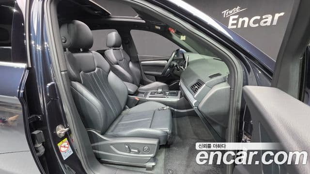 Audi Q5 (FY) Premium, 2020 10