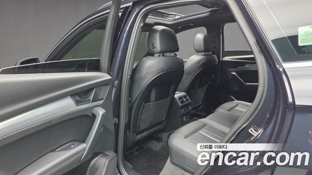 Audi Q5 (FY) Premium, 2020 17