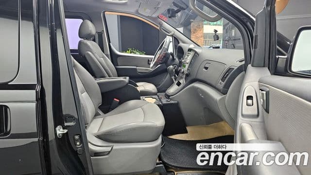 Hyundai Grand Starex CVX Premium, 2012 10