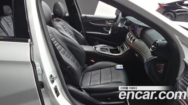 Mercedes-Benz E-класс W213 AMG Line, 2022 10