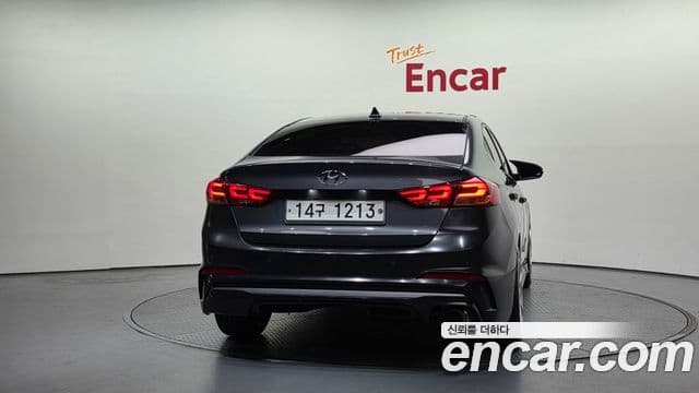 Hyundai Avante AD 1.6 турбо Sport, 2017 4