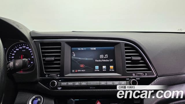 Hyundai Avante AD 1.6 турбо Sport, 2017 17