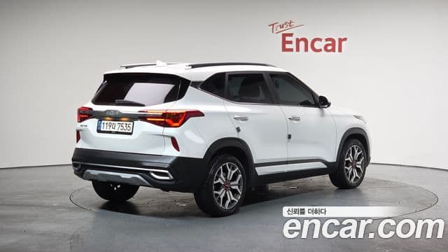 Kia Seltos Signature, 2023 2