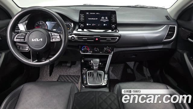 Kia Seltos Signature, 2023 7