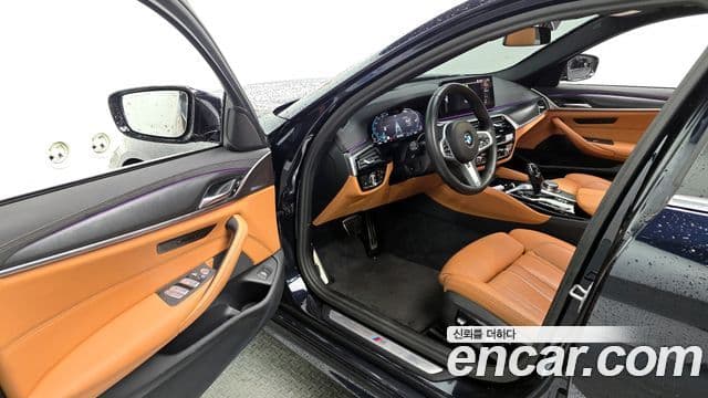 BMW 5시리즈 (G30) 520i M Sport, 2023 10
