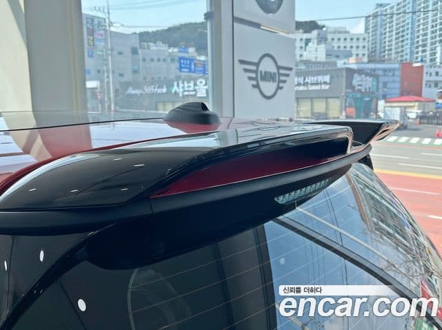 Mini Cooper S 4세대 JCW, 2025 16