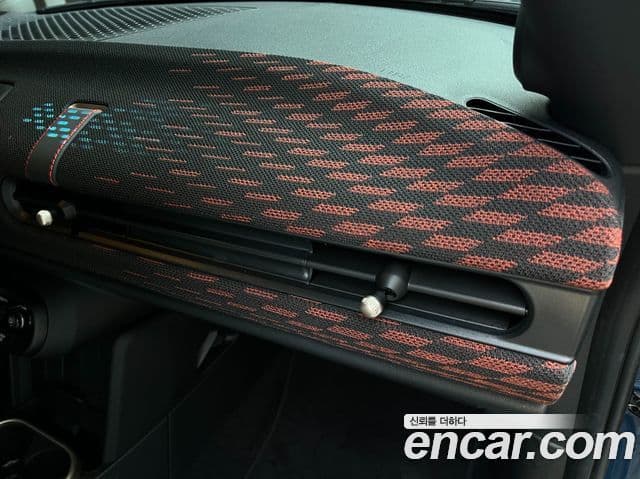 Mini Cooper S 4세대 JCW, 2025 18