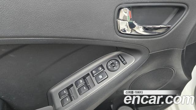 Kia K3 Trendy, 2013 17