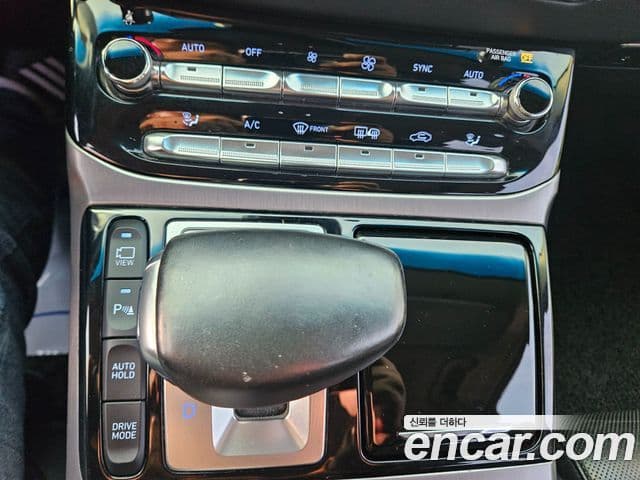 Genesis EQ900 Premium Luxury, 2016 13