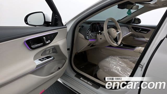 Mercedes-Benz E-класс W214 Exclusive, 2024 11