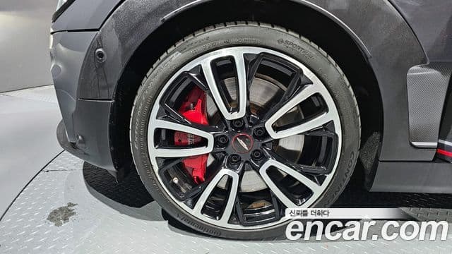 Mini Cooper S 클럽맨 JCW T51 Edition, 2020 все фото