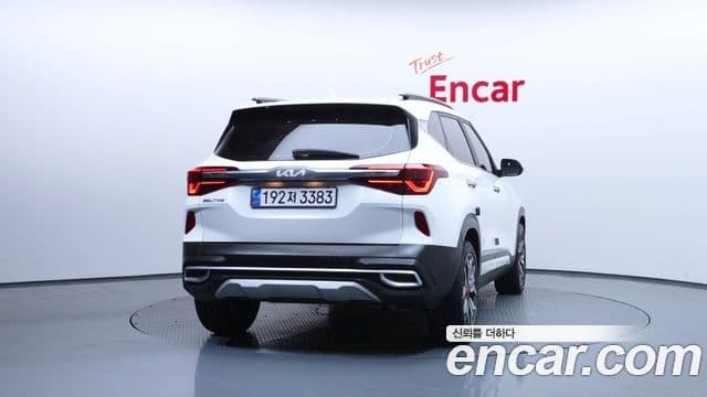 Kia Seltos Signature, 2023 4