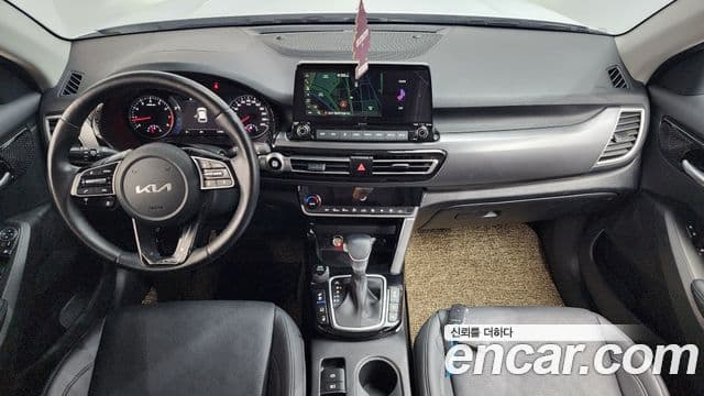 Kia Seltos Signature, 2023 7