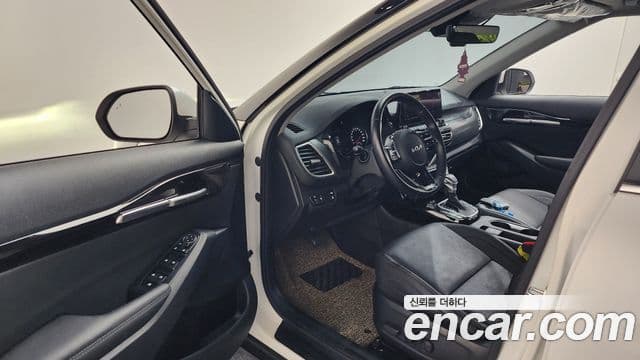 Kia Seltos Signature, 2023 10