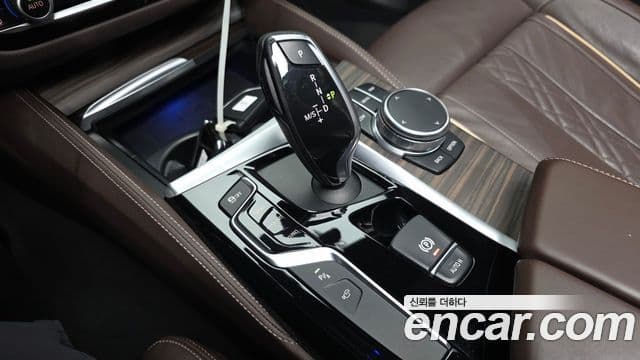 BMW 5시리즈 (G30) 520d M Sport Plus, 2018 9