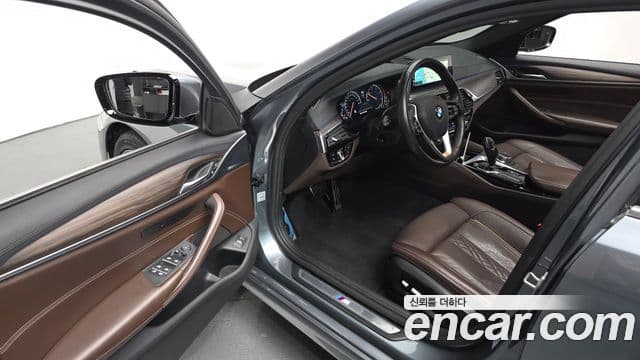 BMW 5시리즈 (G30) 520d M Sport Plus, 2018 12