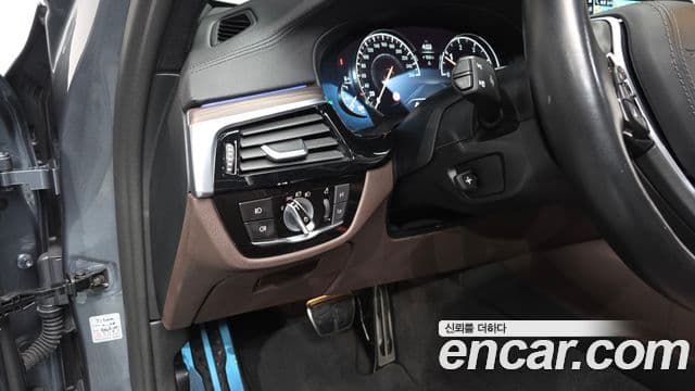 BMW 5시리즈 (G30) 520d M Sport Plus, 2018 13